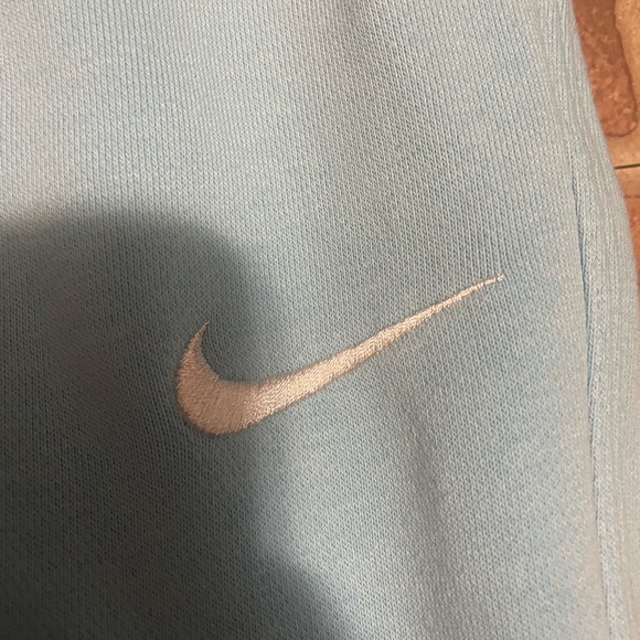 Nike pants - Picture 3 of 3